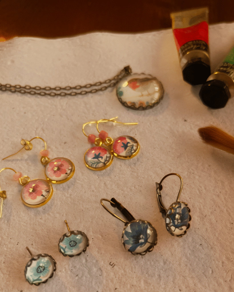 Les boucles d'oreilles Claire et Mélanie